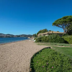 https://residence-agathos-un-jardin-sur-la-plage.fr-provencehotel.com