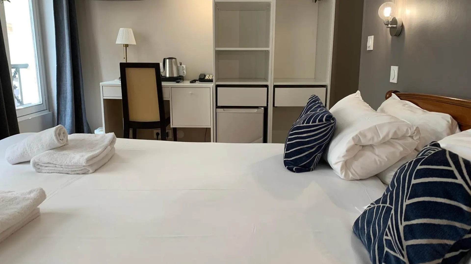 Hotel Apollo Opera Paris