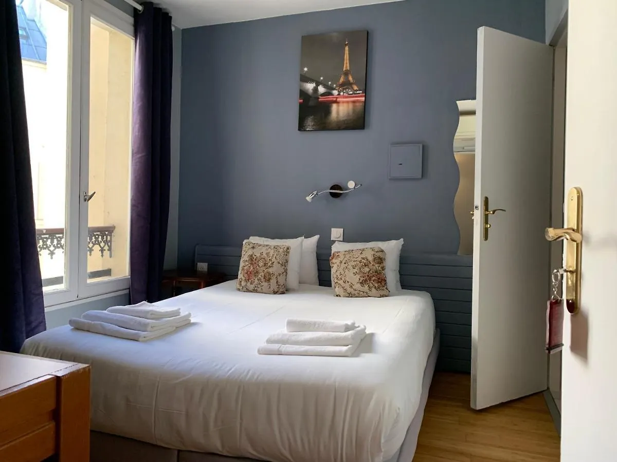 Hotel Apollo Opera Paris 3*,  France