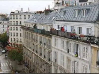 Hotel Apollo Opera Paris 3*,